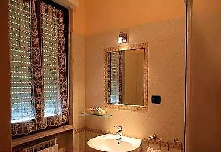 Le 2 Rose Hotel 3*