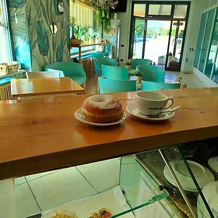 Hotel Le 2 Rose Monte San Vito